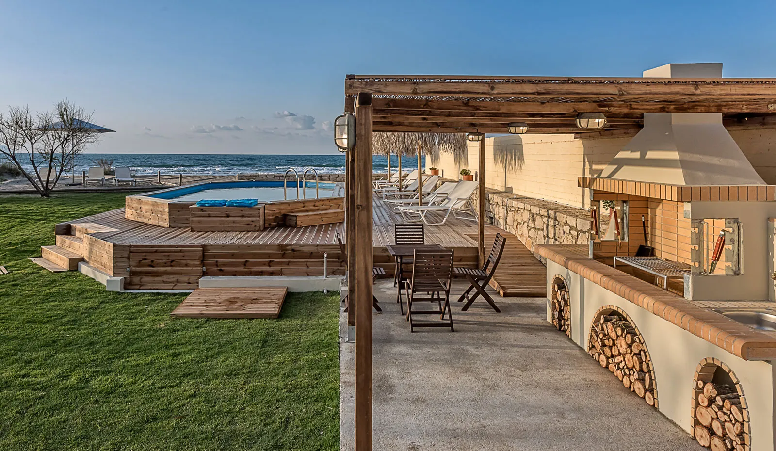 APTENIA HOUSES